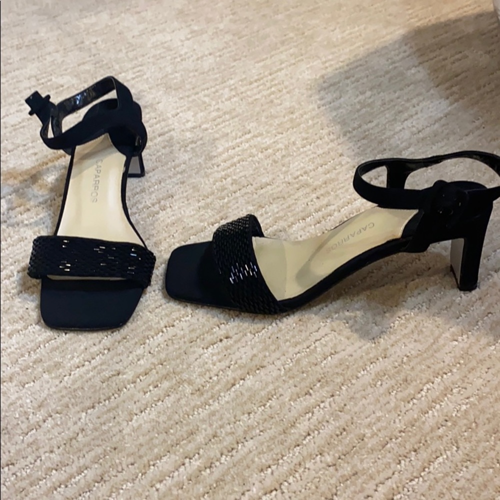 Beaded toe strap, 2 in heel